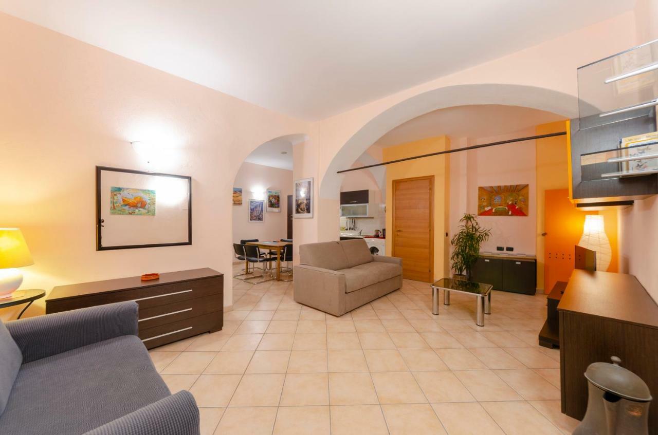 Апартаменты Joivy Warm Family Apt Near Porto Antico Генуя Экстерьер фото