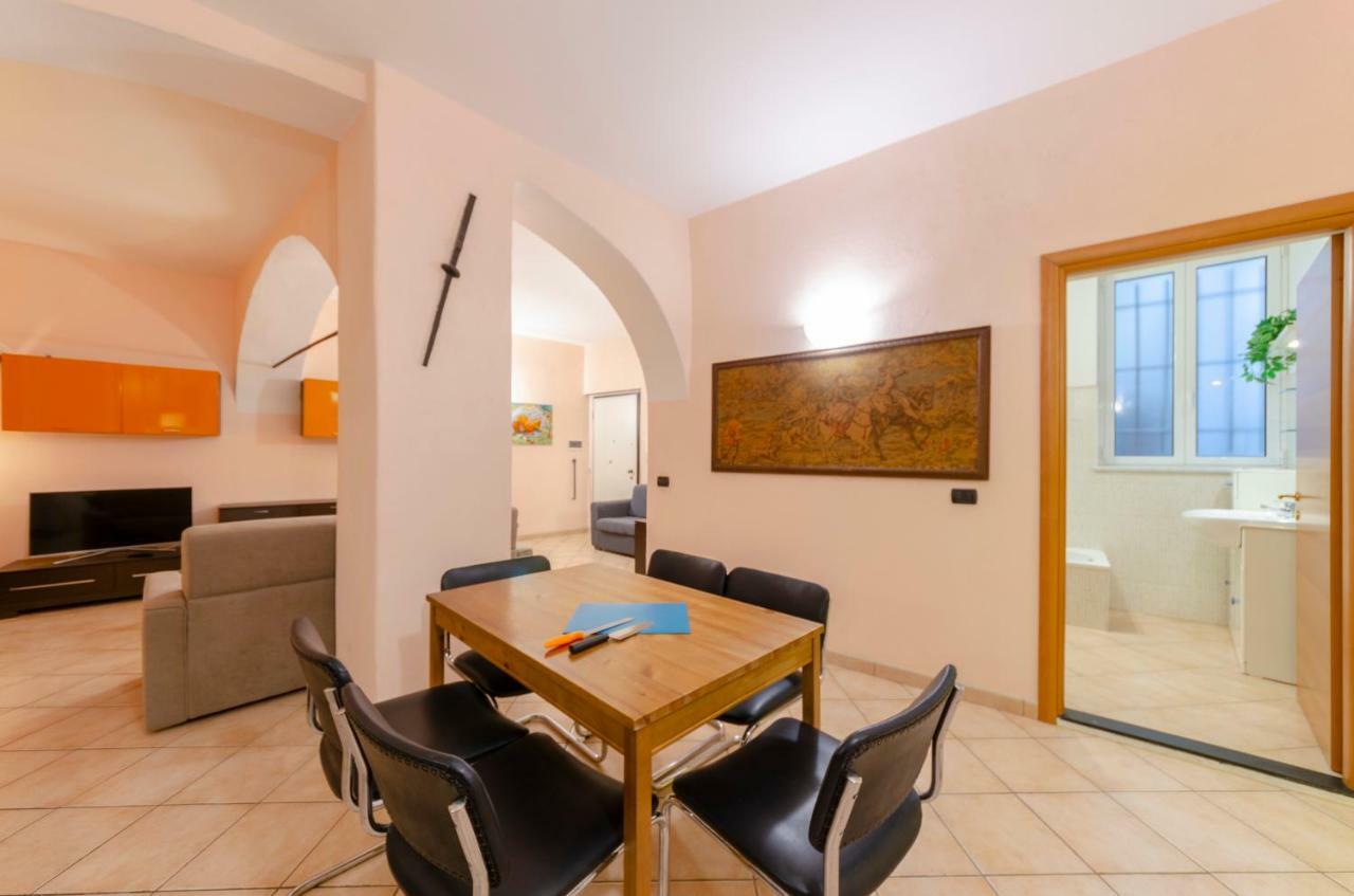 Апартаменты Joivy Warm Family Apt Near Porto Antico Генуя Экстерьер фото